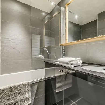 Hauts Lieux - 4 Pieces 8 Personnes Premium, Renove Mae-3411 מלון דירות *